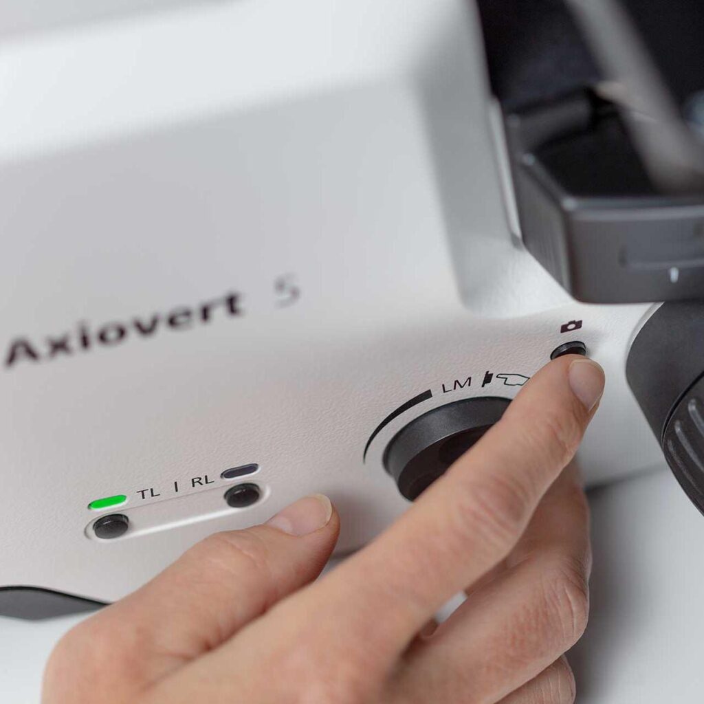 ZEISS Axiovert image 4